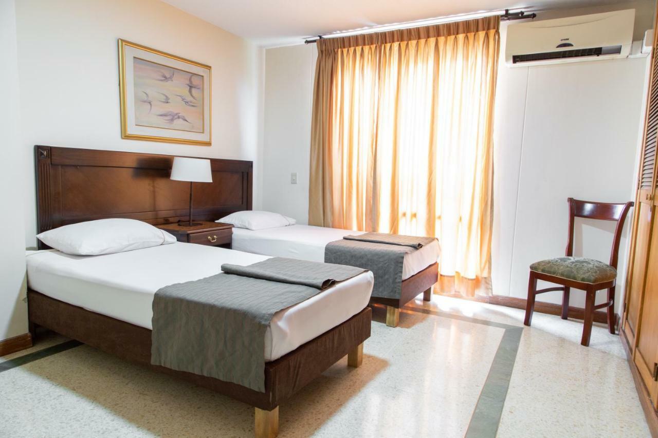 Hotel San Pedro Del Fuerte Меделин Екстериор снимка